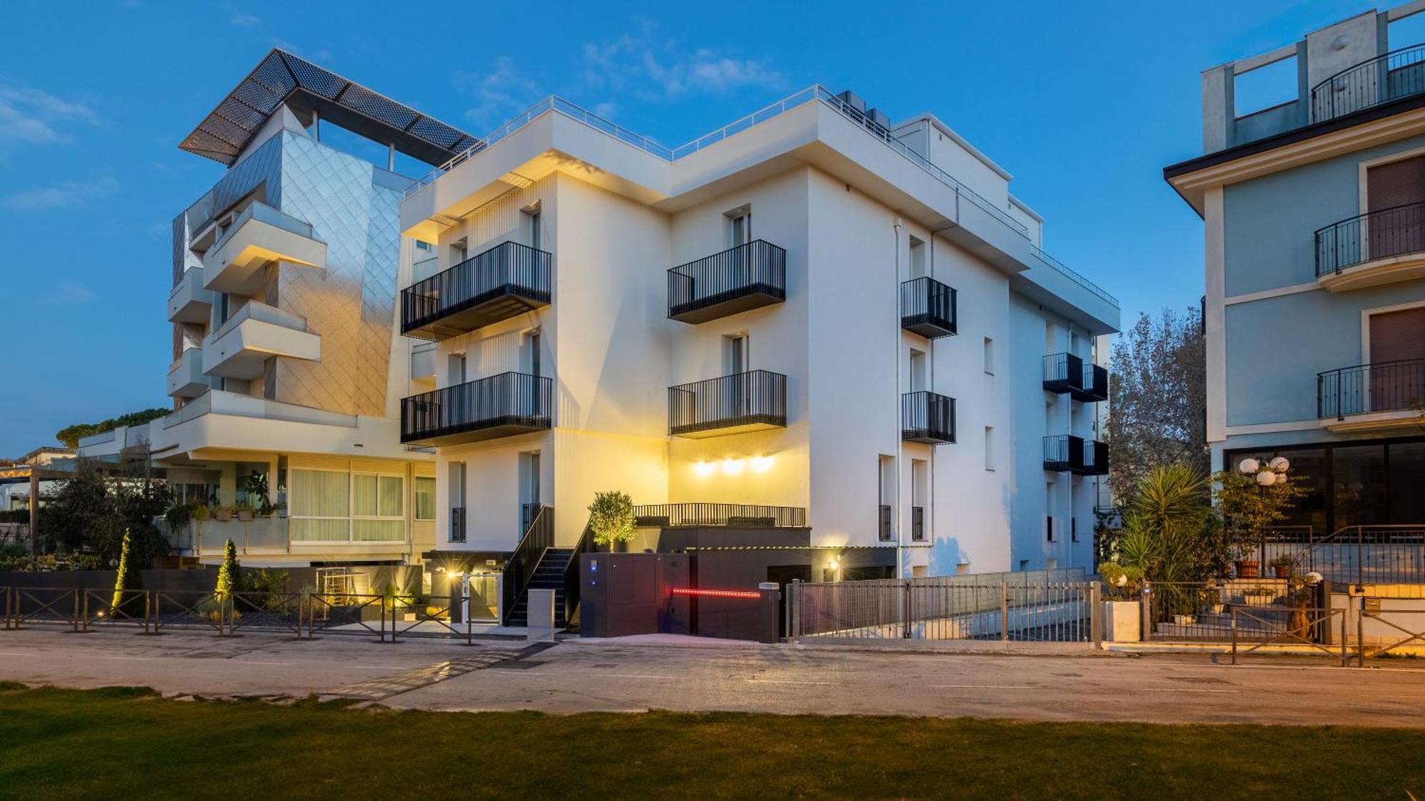 Homie Hotel Rimini Exterior photo